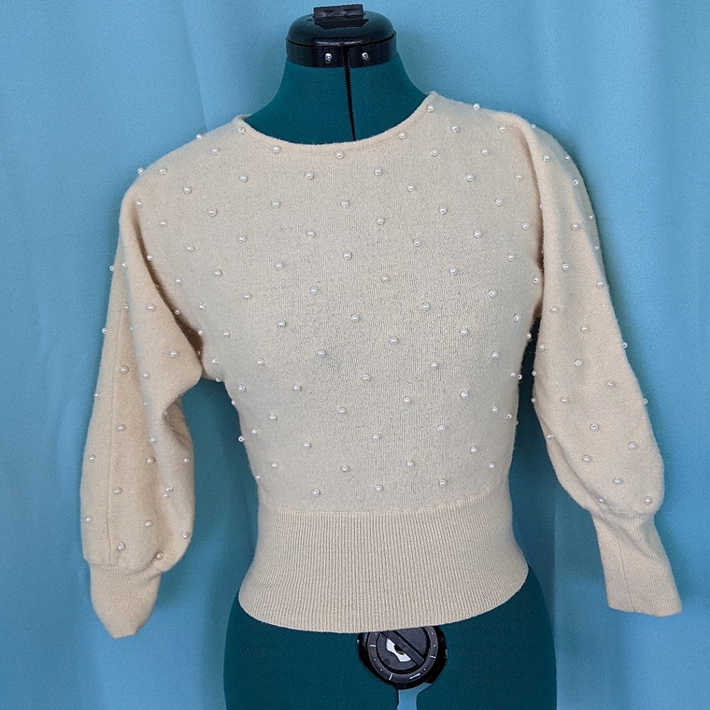 Vtg 1960s Angora Lambswool Evan Picone Cream Scoop neck Sweater W/ Pearls Sz S